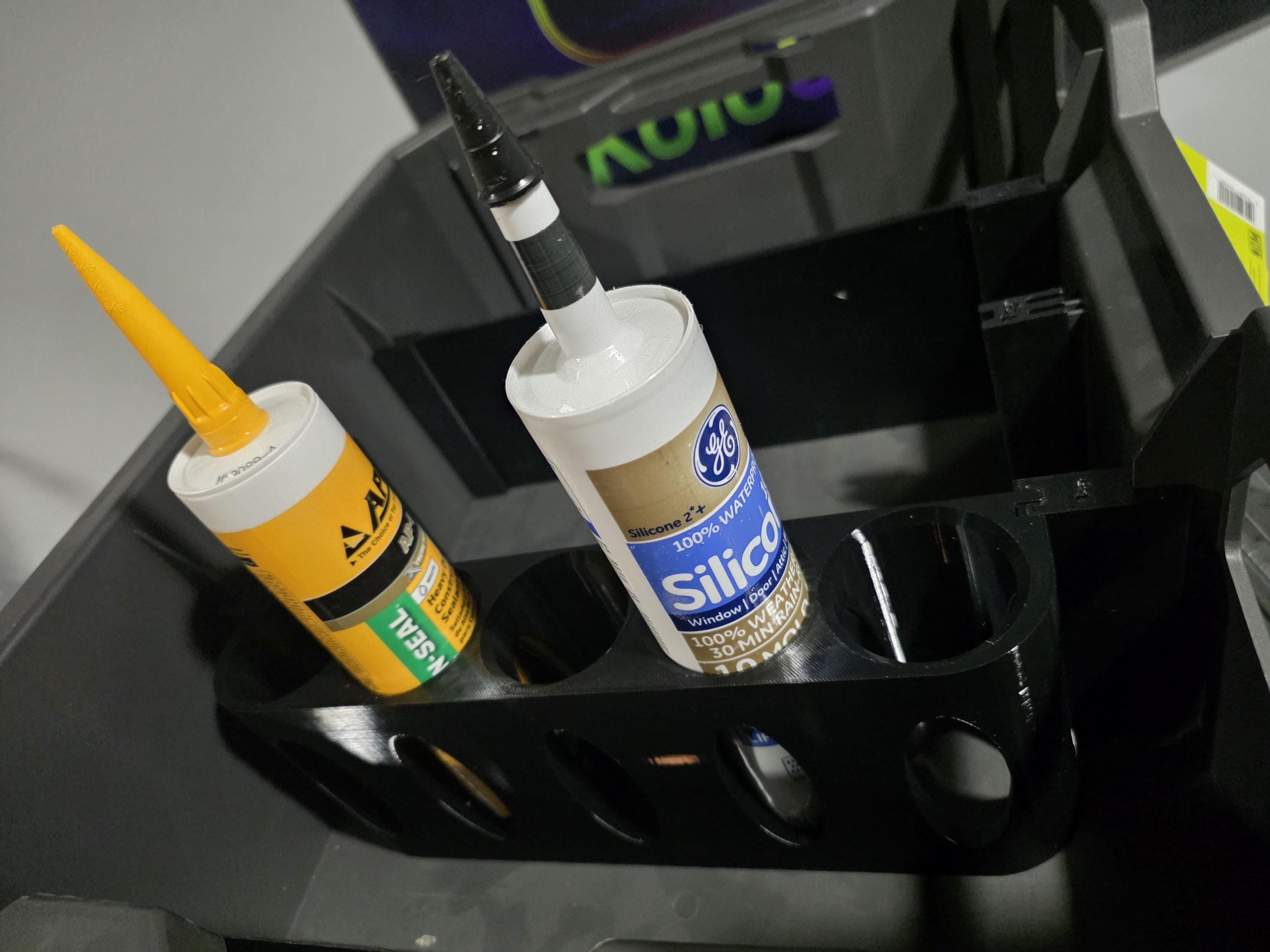 Ryobi Link Crate Dividers and Accessories, Including Paint Can and Caulk Holders